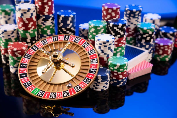 Hand ranking chart displayed on cika slot Casino Hold'em table interface